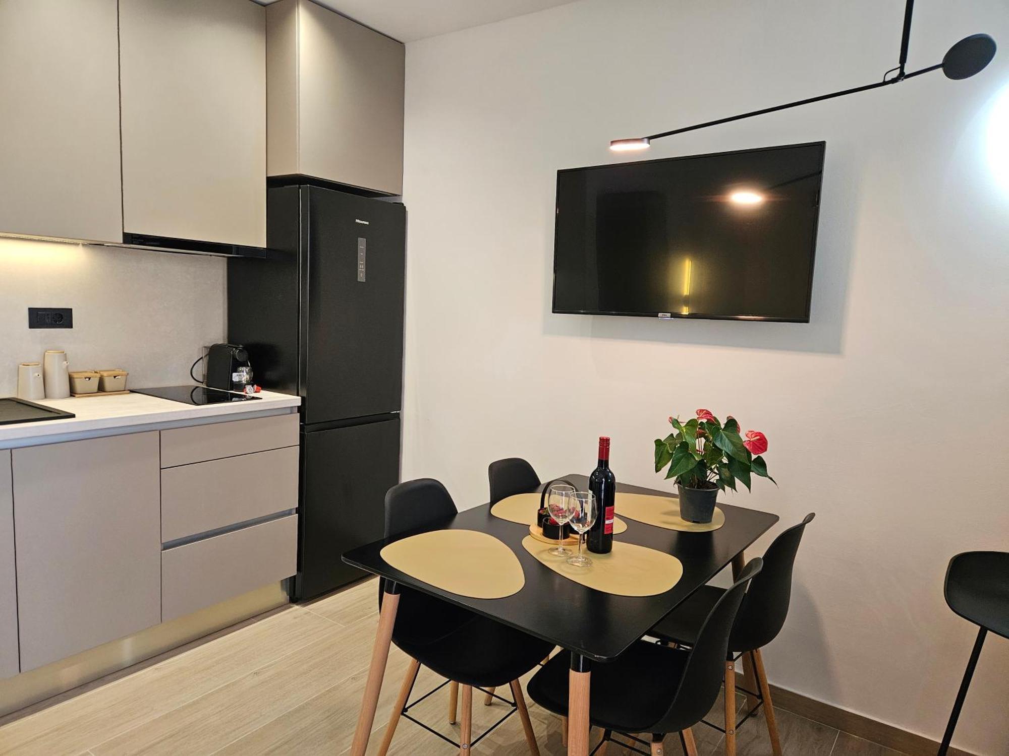 Charming Seaside Apartments Noa & Jakov, Zaboric Sibenik ภายนอก รูปภาพ